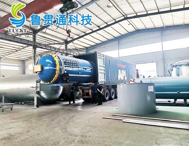 熱壓罐發(fā)貨現(xiàn)場(chǎng)